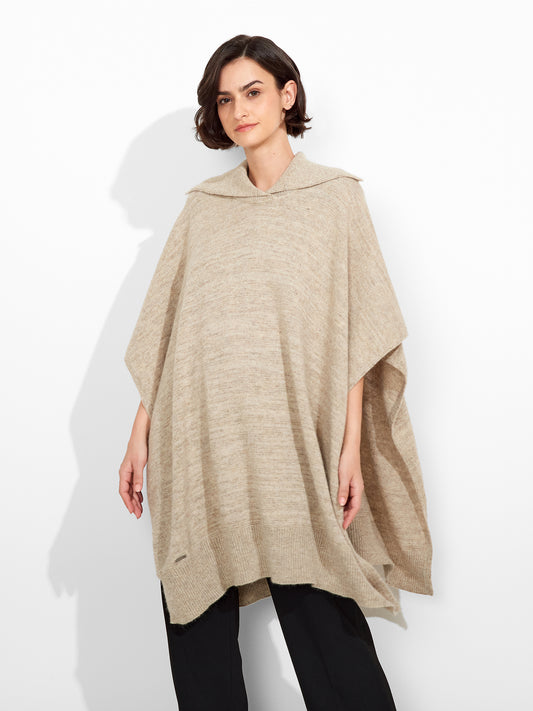 Zoila Poncho Baby Alpaca Color Beige