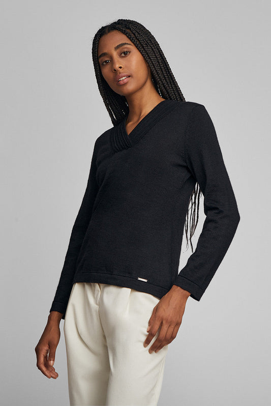 Whatever V Sweater Baby Alpaca Color Black