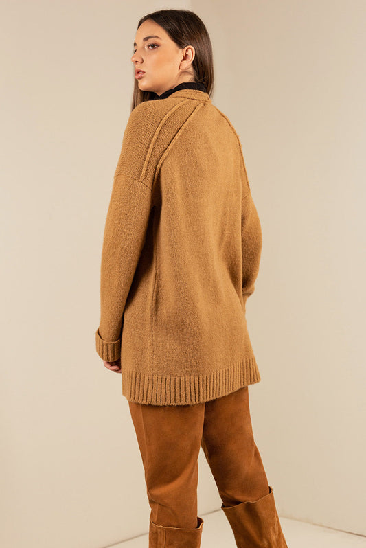 Cárdigan Uriel Baby Alpaca &amp; Seda Color Croissant