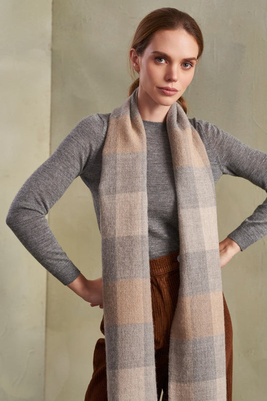 Tabaco - B Scarf Baby Alpaca Color Grey Medio