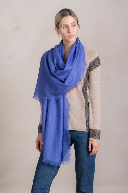 Patito Shawl Baby Alpaca Color Blue Añil