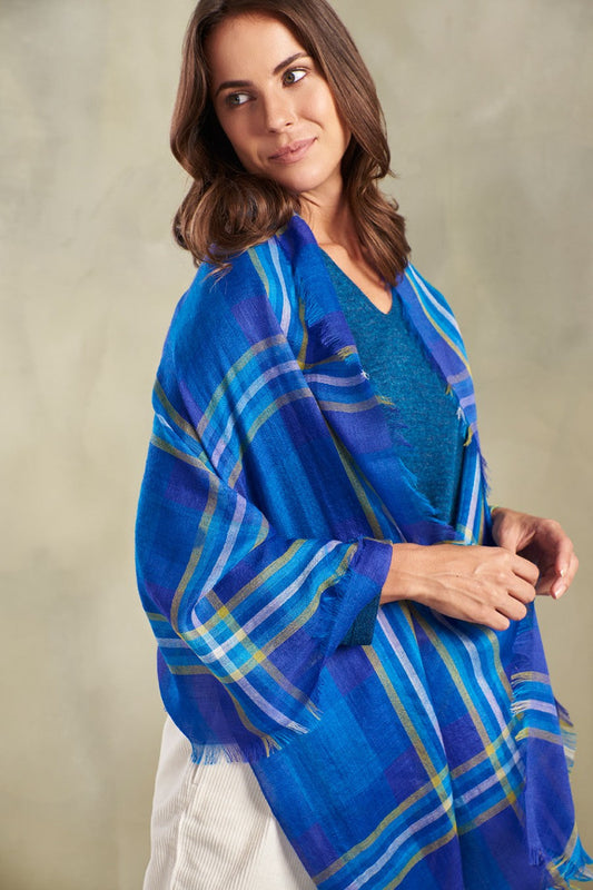 Tory Shawl Baby Alpaca Color Blue