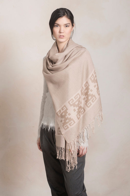 Chancay - 13 Shawl Baby Alpaca Color Beige