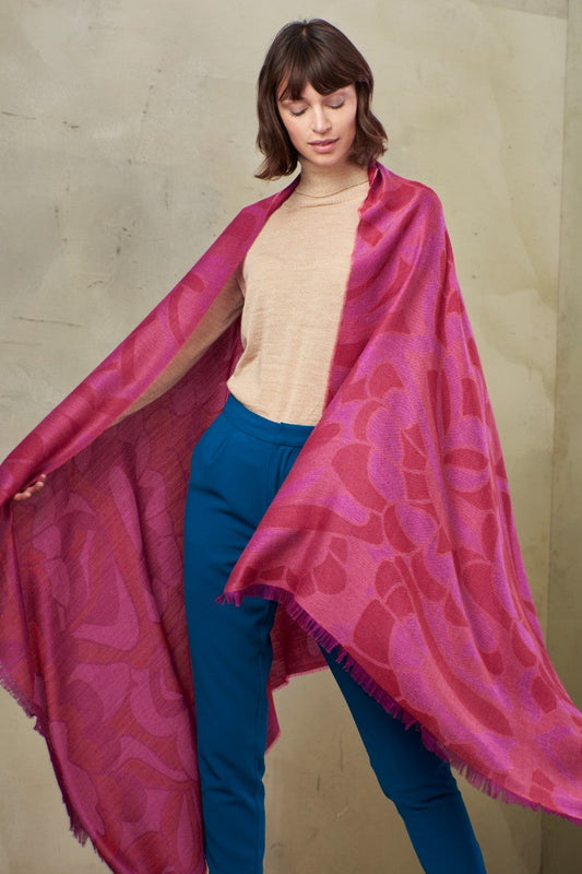 Timbre Shawl Baby Alpaca Color Guinda