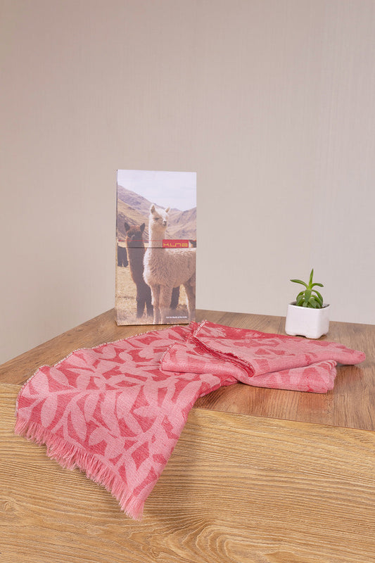 Vellutini Shawl Baby Alpaca Color Red