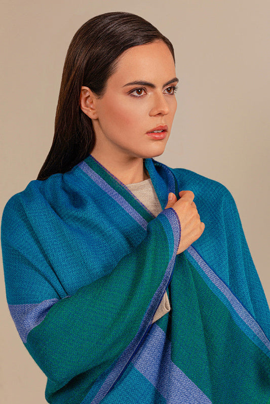 Uatuka Shawl Baby Alpaca Color Blue