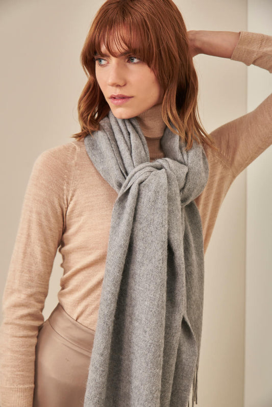 Umit Shawl Baby Alpaca Color Grey