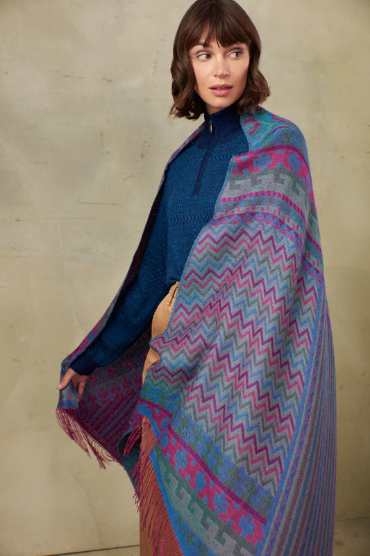 Templo Shawl Baby Alpaca Color Guinda