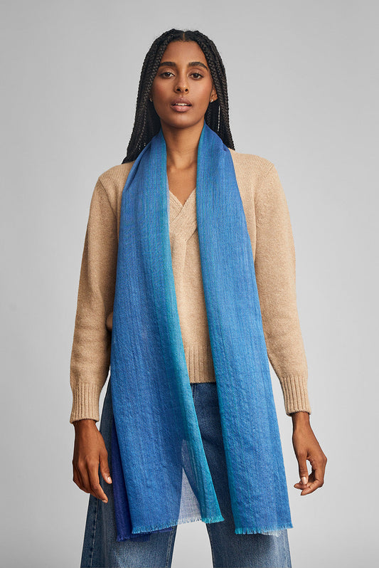 Estola Wessex De Baby Alpaca Color Azul