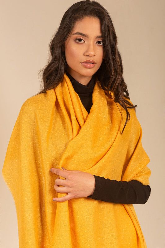 Uriana Shawl Baby Alpaca Color Amarillo