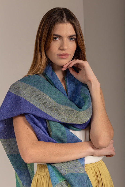 Uberlandia Shawl Baby Alpaca Color Blue