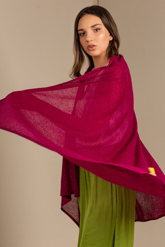 Ubinas Shawl Baby Alpaca Color Granate