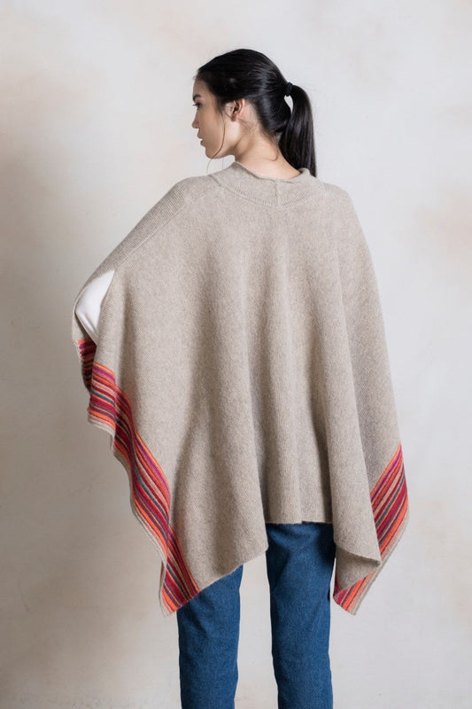 Ruth Poncho Baby Alpaca Color Fawn