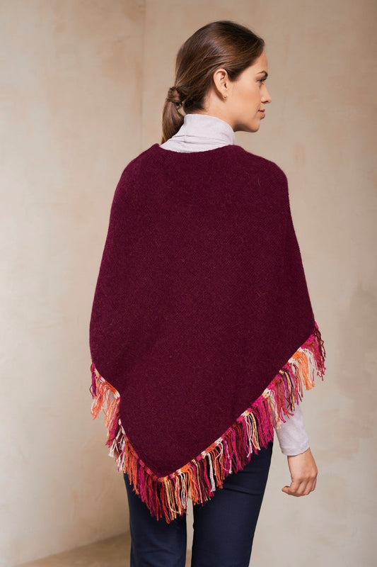 Socabaya Poncho Baby Alpaca Color Burgundy