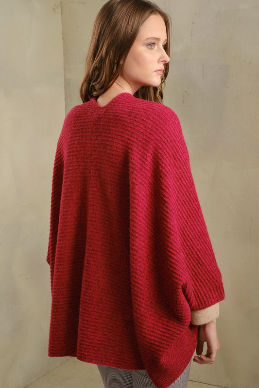 Tinaja Cape Baby Alpaca Color Cabaret