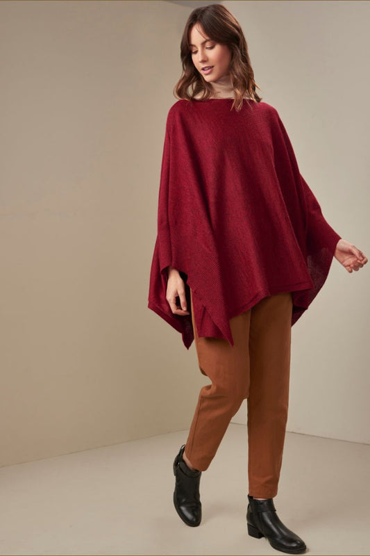 Poncho Udaipur de alpaca bebé color pimienta roja