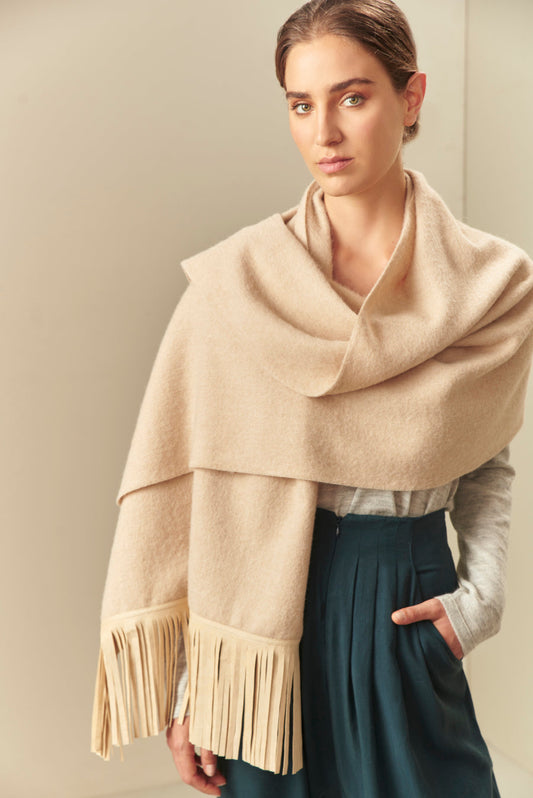 Umaina Shawl Baby Alpaca Color Beige