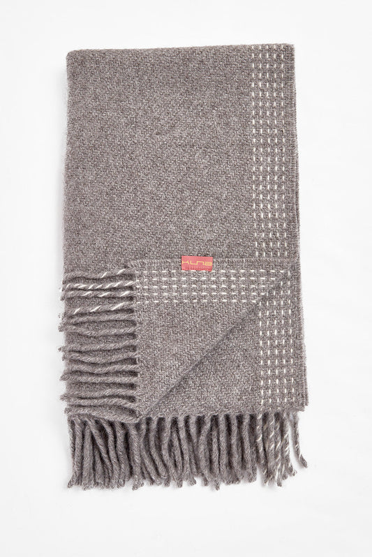 Wessel Shawl Baby Alpaca Color Grey